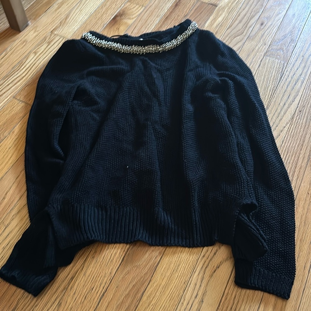 Women’s sweater